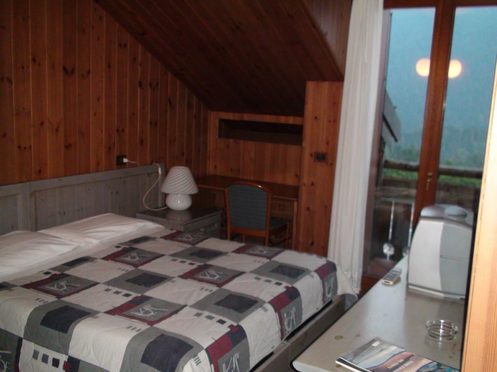 Hotel Calalzo Calalzo di Cadore Zewnętrze zdjęcie